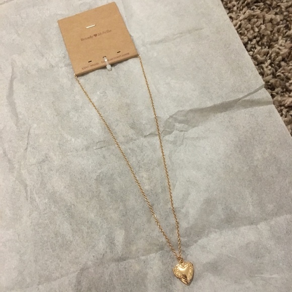 brandy melville gold locket heart necklace - Picture 2 of 4